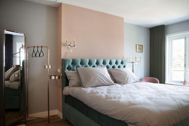 Muze Hotel Утрехт Экстерьер фото